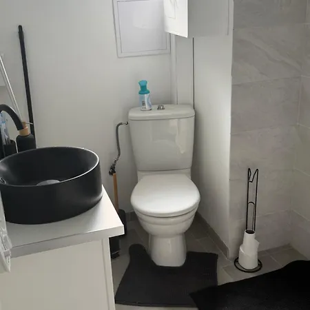 Apartment Toutes Commodites Avec Mezzanine Beaumont-sur-Sarthe